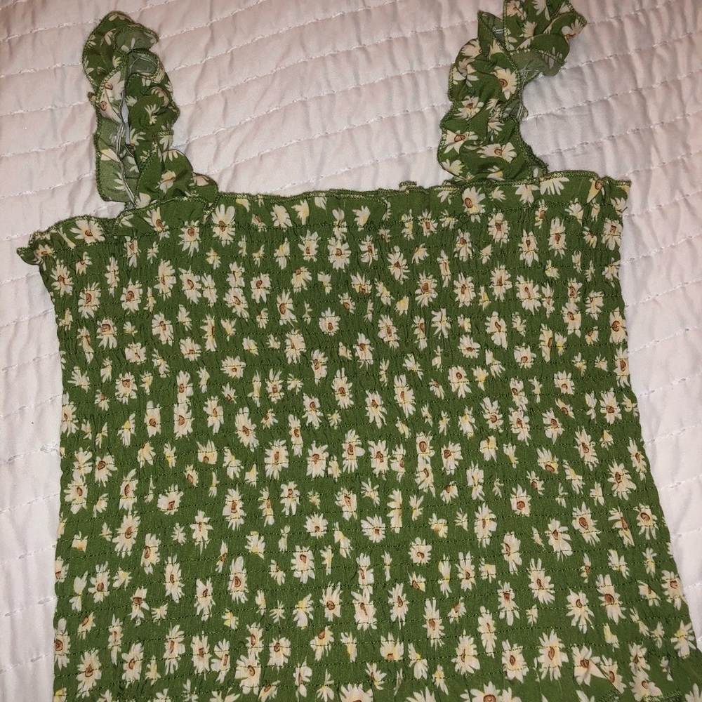 Green floral tank top
